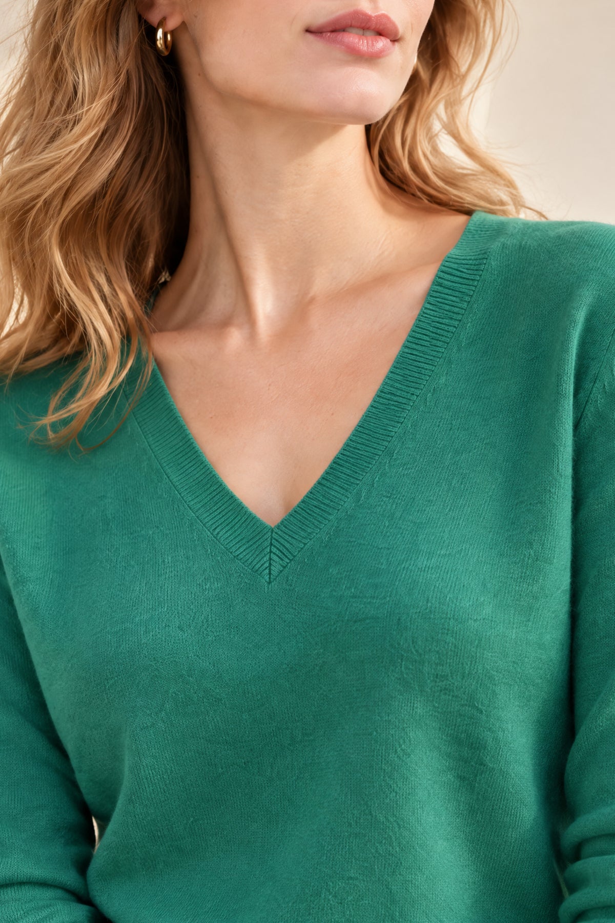 Women’s Pure Cashmere V-Neck Sweater