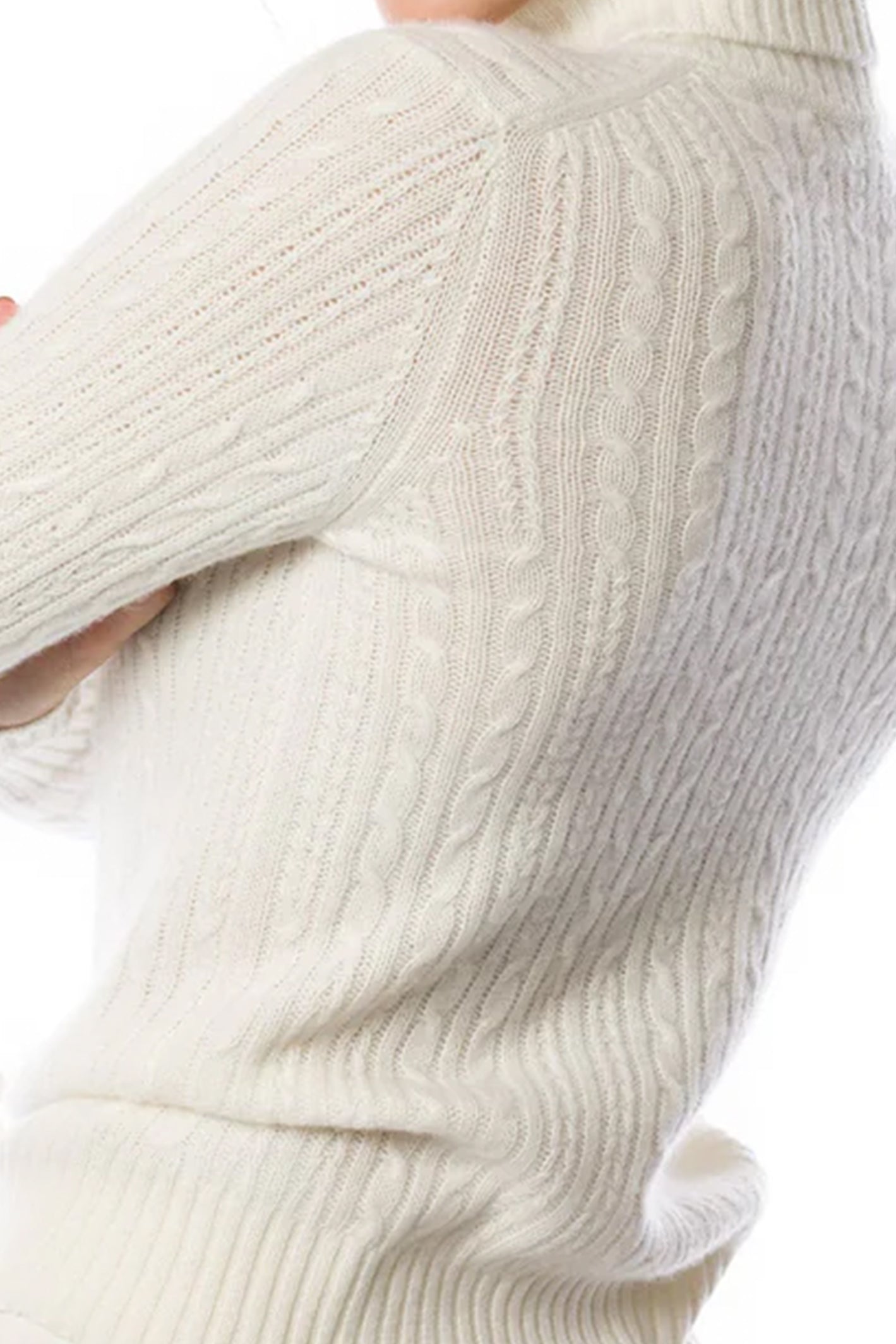 Sustainable Cashmere Cable Knit Sweater - White